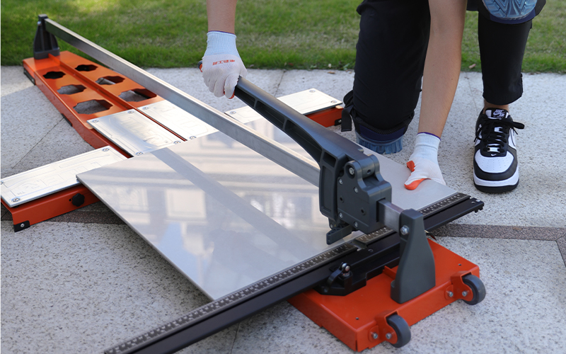 Avoid These Common Mistakes When Using a Manual Tile Cutter